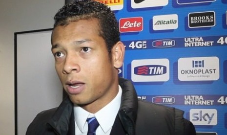 Gelandang Fredy Guarin