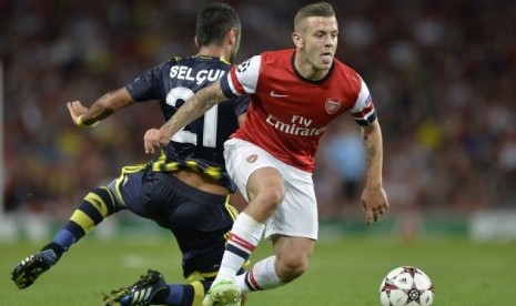 Gelandang Jack Wilshere.