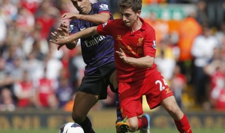 Gelandang Joe Allen.