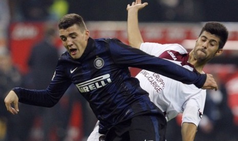 Gelandang Mateo Kovacic.