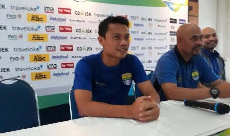 Gelandang Persib Bandung, Dedi Kusnandar.