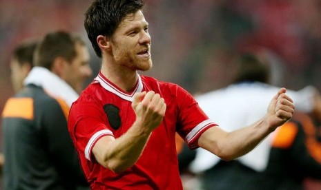 Gelandang  Xabi Alonso.