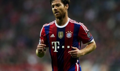 Gelandang Xabi Alonso.