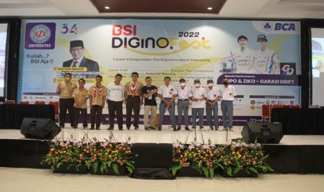 Gelaran BSI Diginofest 2022, menjadi event akbar yang mengombinasikan career, entrepreneur, startup, innovation dan internship. Jadi tak heran banyak sekali masyarakat yang menyerbu event ini, termasuk di dalamnya para siswa sekolah. 