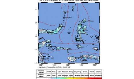 Gempa terjadi di 135 km barat daya Kota Ternate dan berpotensi tsunami.