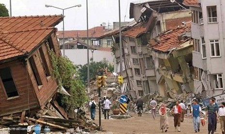 Gempa Turki Tewaskan 19 Orang. Foto: Gempa (Ilustrasi).