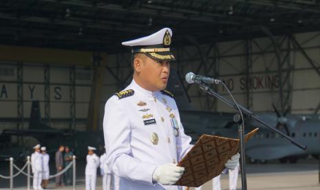 General Manajer Bandar Udara Juanda, Kolonel Kicky Salvachdie.