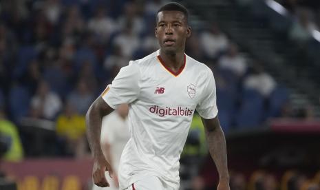 Georginio Wijnaldum, pemain AS Roma yang menepi lima bulan karena cedera patah tulang tibia.