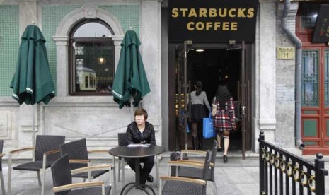 Gerai Starbucks coffee di Beijing,Cina.