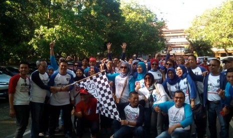 Gerak jalan santai alumni Komunikasi Unhas, Makassar