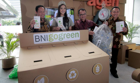 Gerakan Menabung Sampah. BNI mendukung upaya pengurangan sampah, dengan gerakan Ayo Menabung dengan Sampah.