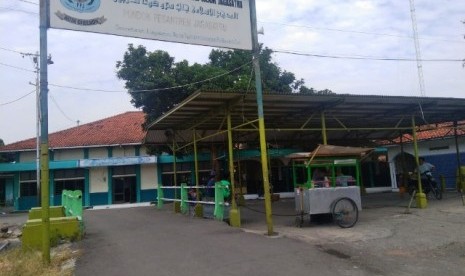 Gerbang Pesantren Jagasatru