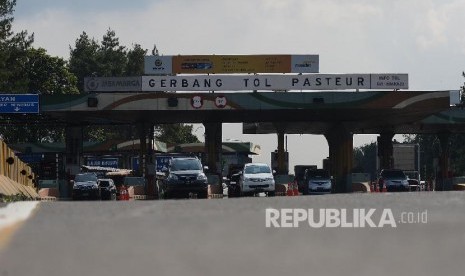 Gerbang Tol Pasteur