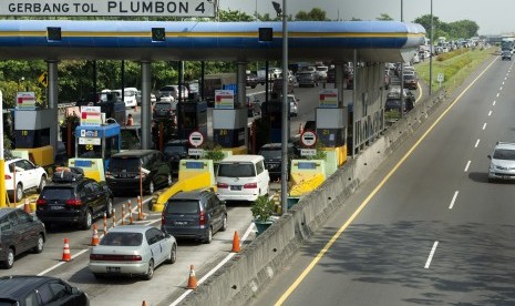 Gerbang Tol Plumbon