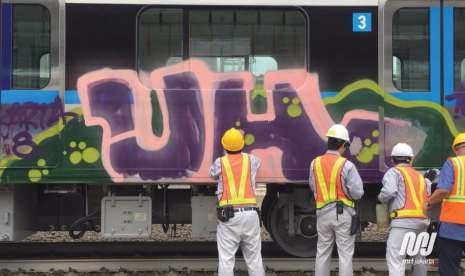 Gerbong MRT yang berada di depo Lebakbulus, Jakarta,  dicorat- coret orang tidak dikenal. Humas MRT.