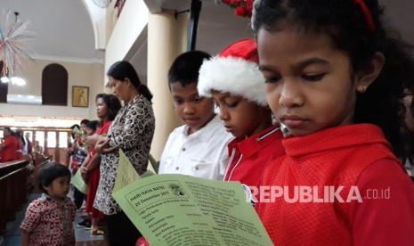 Perayaan Natal (ilustrasi). Bupati Minahasa Provinsi Sulawesi Utara Royke Roring mengimbau agar tidak menerima tamu saat perayaan Natal 2020.