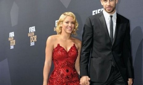 Gerrard Pique dan shakira