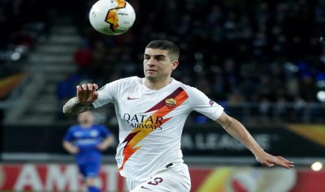 Pemain AS Roma Gianluca Mancini