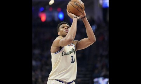 Giannis Antetokounmpo(EPA-EFE/John G. Mabanglo)