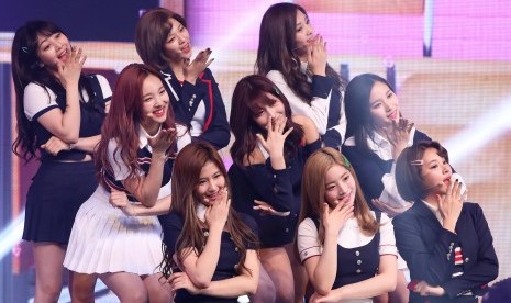 Grup K-pop Twice. Twice akan menggar konser bertajuk Ready to Be di Jakarta International Stadium (JIS) pada 23 Desember 2023.