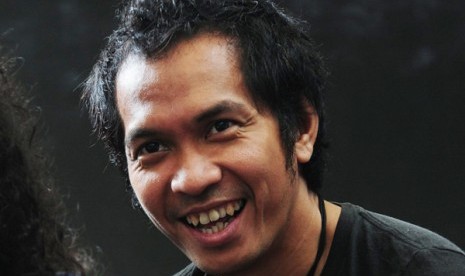 Gitaris Slank Ridho.