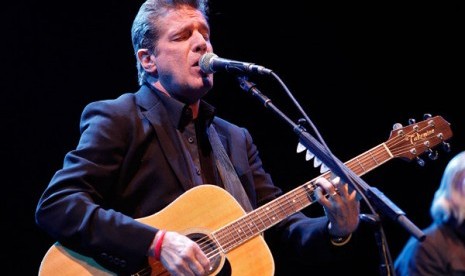 Glenn Frey, gitaris The Eagles. 