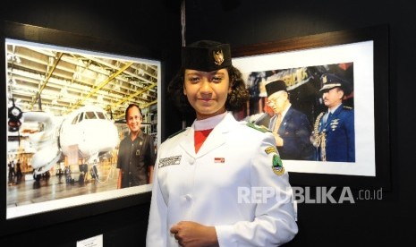 Gloria Natapradja Hamel berpose saat kunjungan ke Museum Mandiri di Jakarta, Kamis (18/8).  (Republika/ Tahta Aidilla)