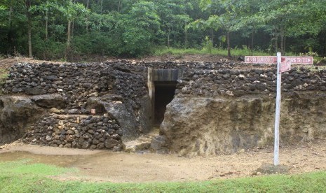 Goa Jepang di Kampung Wisata Surocolo, Bantul.