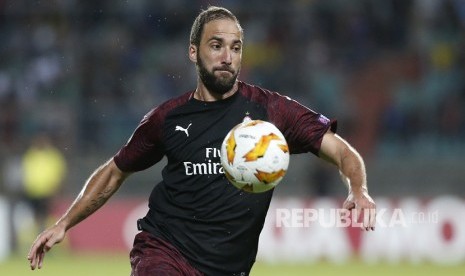 Gonzalo Higuain.