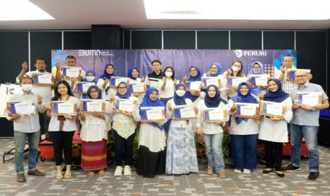 Graduation Ceremony bagi seluruh UMKM yang terdaftar dalam program Peruri Digital Entrepreneur Academy.