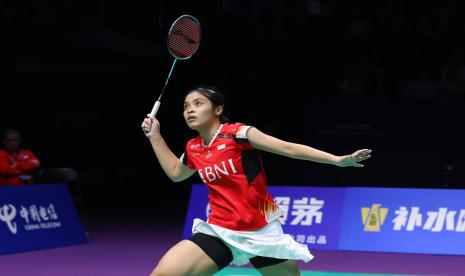 Gregoria Mariska Tunjung saat beraksi di semifinal Piala Uber 2024.