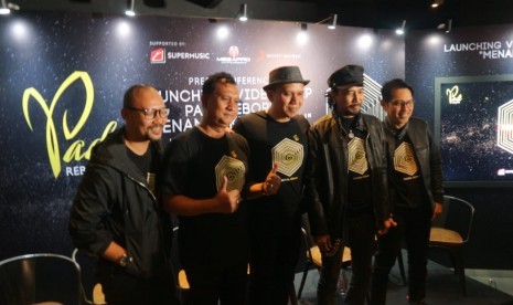 Grup Band Indonesia, Padi Reborn, mendaur ulang lagu 