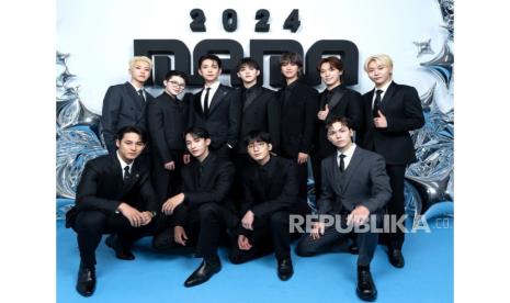 Grup K-pop Seventeen menyabet 2 Daesang di MAMA Awards 2024.