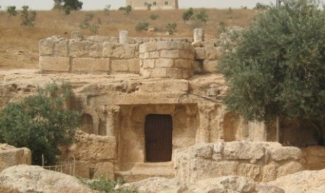 Gua Ashabul Kahfi di Amman Yordania