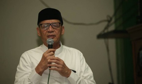 Gubernur Banten H Wahidin Halim 