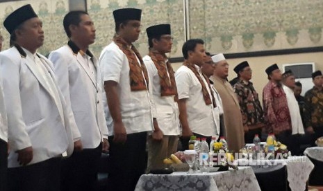 Gubernur dan Wakil Gubernur DKI terpilih Anies Baswedan-Sandiaga Uno hadir dalam acara selamatan dan doa bersama yang digelar Dewan Pimpinan Wilayah Partai Keadilan Sejahtera (DPW PKS) DKI Jakarta di Hotel Grand Cempaka, Ahad (15/10).