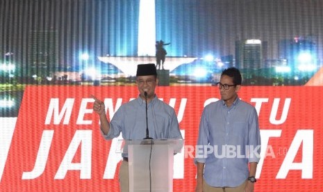 Gubernur dan Wakil Gubernur terpilih DKI Jakarta, Anies Baswedan dan Sandiaga Uno.