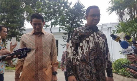 Gubernur DKI Jakarta Anies Baswedan dan Wakil Gubernur DKI Jakarta Sandiaga Uno mendatangi Istana Negara untuk bertemu Presiden Joko Widodo, Rabu (25/10)