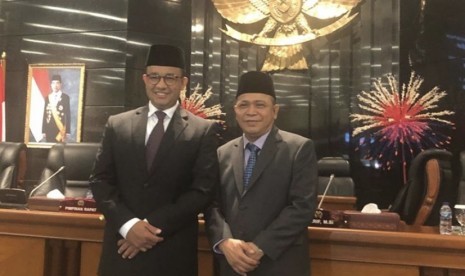  Gubernur DKI Jakarta Anies Baswedan dan Wakil Ketua DPRD DKI Jakarta dari Partai Demokrat, Misan Samsuri.