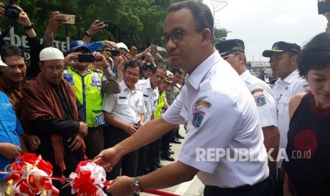 Gubernur DKI Jakarta Anies Baswedan meresmikan penggunaan underpass atau jalur lintas bawah Kartini-Lebak Bulus, Rabu (28/2).