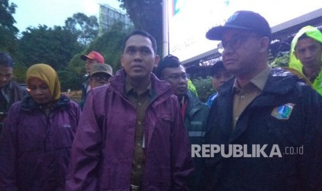  Gubernur DKI Jakarta Anies Baswedan saat meninjau terowongan Dukuh Atas.