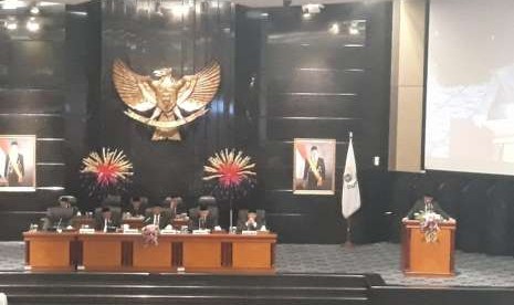 DPRD DKI Jakarta resmi mengesahkan Rancangan Peraturan Daerah (Raperda) APBDP DKI 2020. Diketahui, nilai anggaran dalam APBDP DKI 2020 sebesar Rp 63,23 triliun.