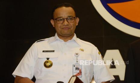 Gubernur DKI Jakarta, Anies Baswedan, kembali menyerukan dunia usaha agar melakukan work from home. 