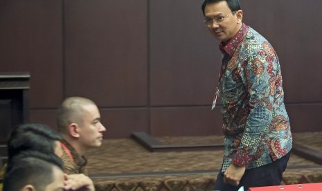 Gubernur DKI Jakarta Basuki Tjahaja Purnama atau Ahok (kanan).