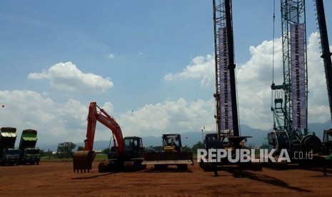 Tol Cigatas menghubungkan Tol Gedebage, Tasikmalaya, dan Cilacap sepanjang 206,65 km.