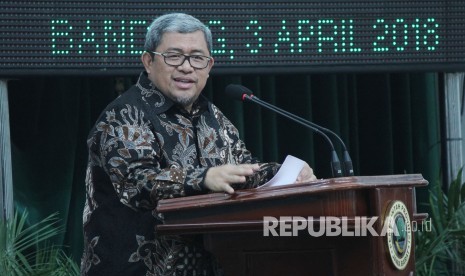 Gubernur Jawa Barat Ahmad Heryawan