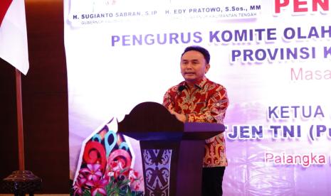 Gubernur Kalimantan Tengah (Kalteng) H Sugianto Sabran menghadiri Pelantikan Pengurus KONI Prov. Kalteng masa bakti 2023 – 2027, bertempat di Kahayan Ballroom Swiss-Belhotel Danum Palangka Raya, Rabu (29/11/2023).