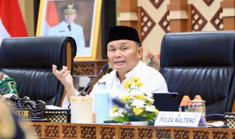 Gubernur Kalimantan Tengah (Kalteng) H. Sugianto Sabran pimpin Rapat Koordinasi (Rakor) tindak lanjut Kunjungan Kerja (Kunker) Wakil Presiden Republik Indonesia Gibran Rakabuming ke Kota Palangka Raya, Prov. Kalteng, bertempat di Aula Jayang Tingang, Kantor Gubernur Kalteng (15/11/2024).