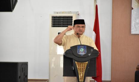 Gubernur Kepulauan Bangka Belitung (Babel), Erzaldi Rosman melaksanakan kegiatan silaturahim dengan para ulama dari pondok pesantren.