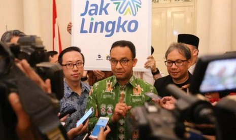 Gubernur Provinsi DKI Jakarta, Anies Baswedan saat peluncuran Jak Lingko di Balaikota DKI Jakarta.